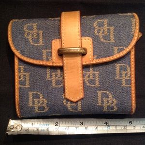 Dooney & Bourke Wallet  EUC